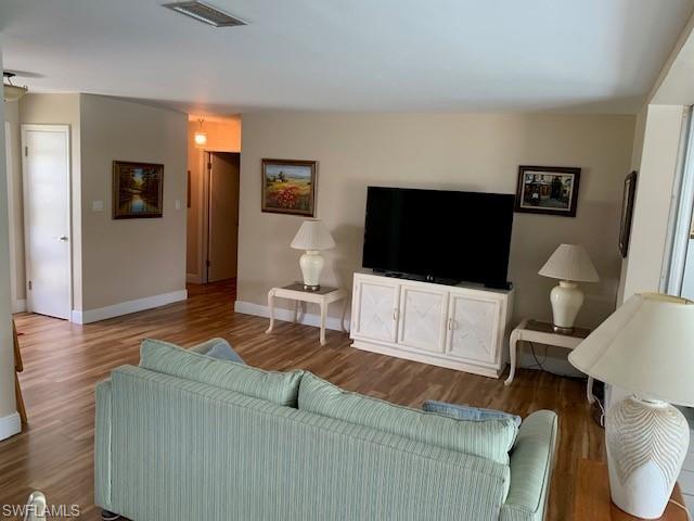 BELLE AIRE LAGOON - Residential