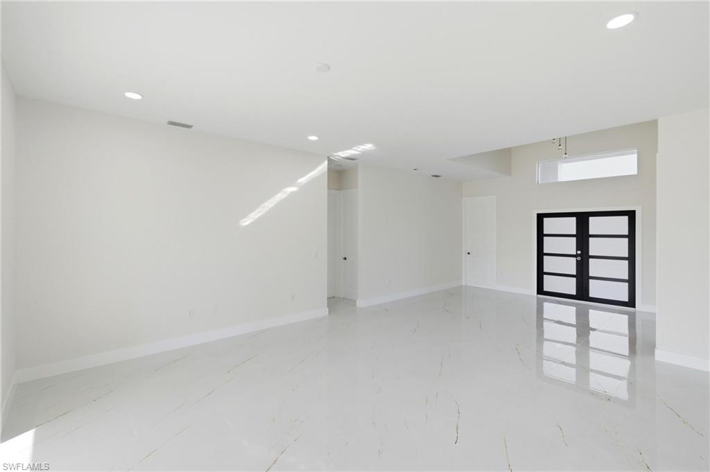 ROTONDA MEADOWS - Residential