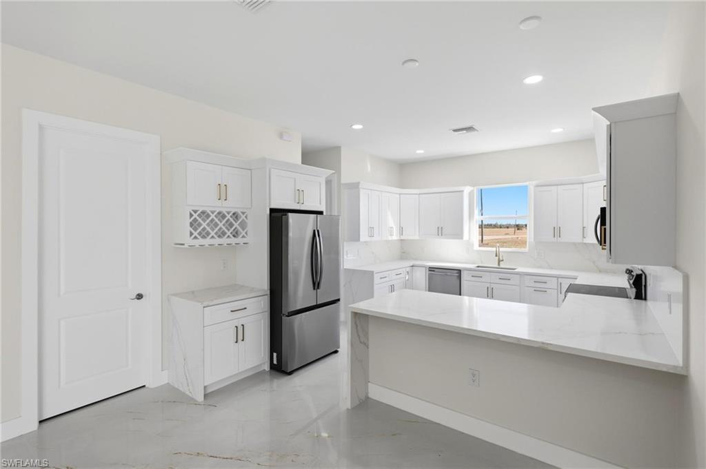 ROTONDA MEADOWS - Residential