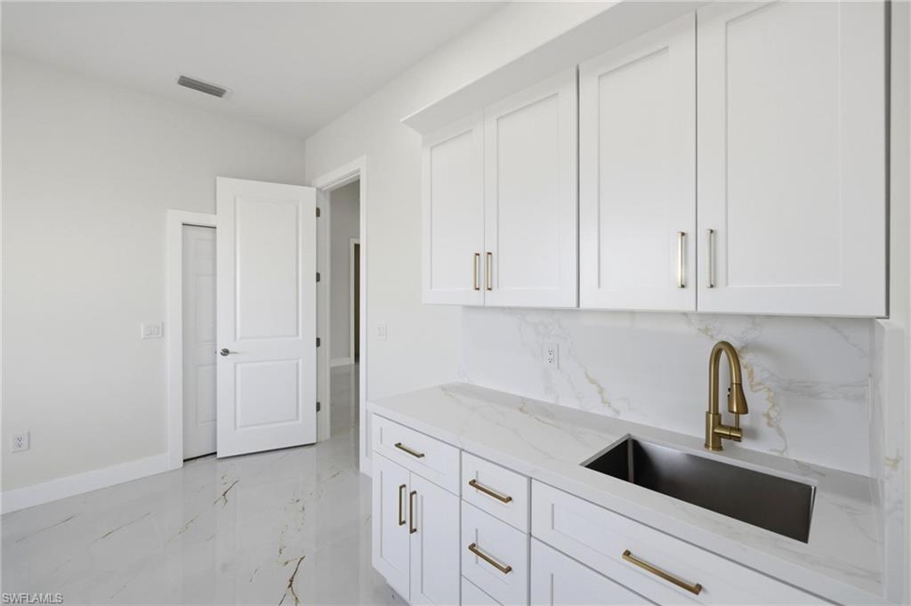 ROTONDA MEADOWS - Residential
