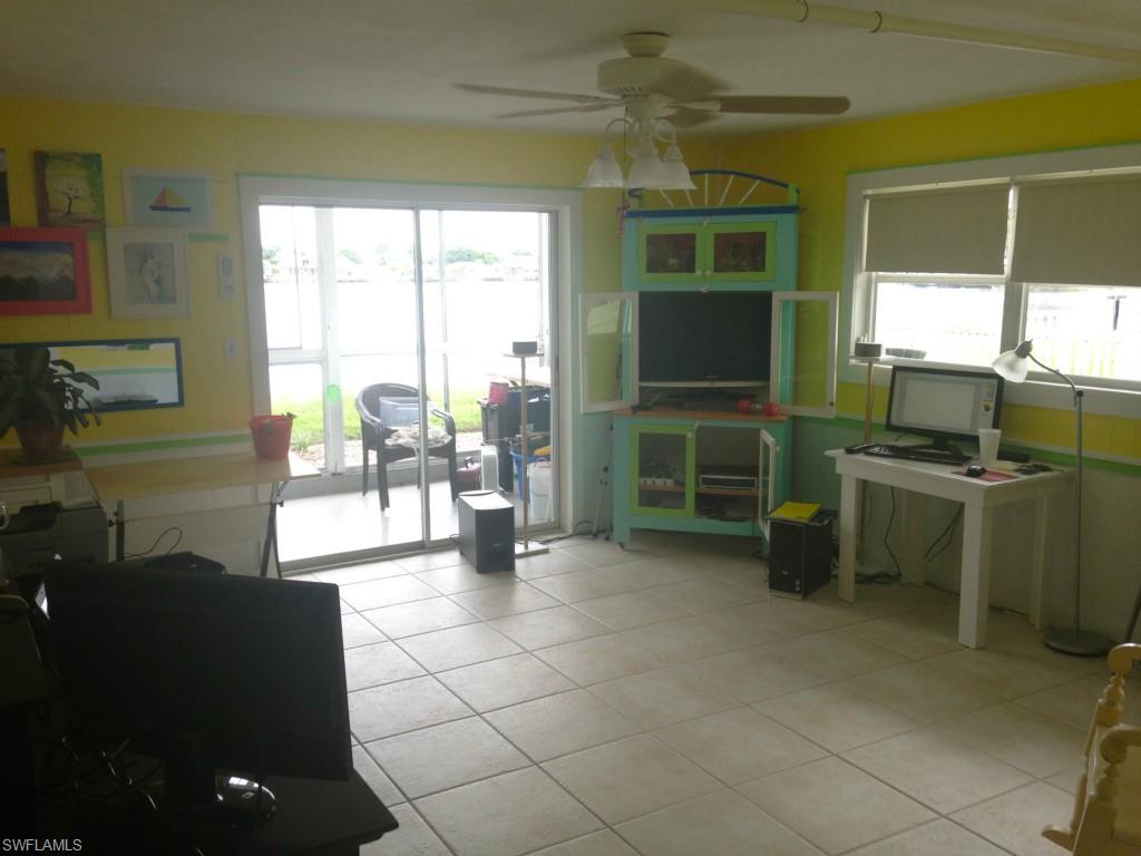 ISLES OF CAPRI - Residential