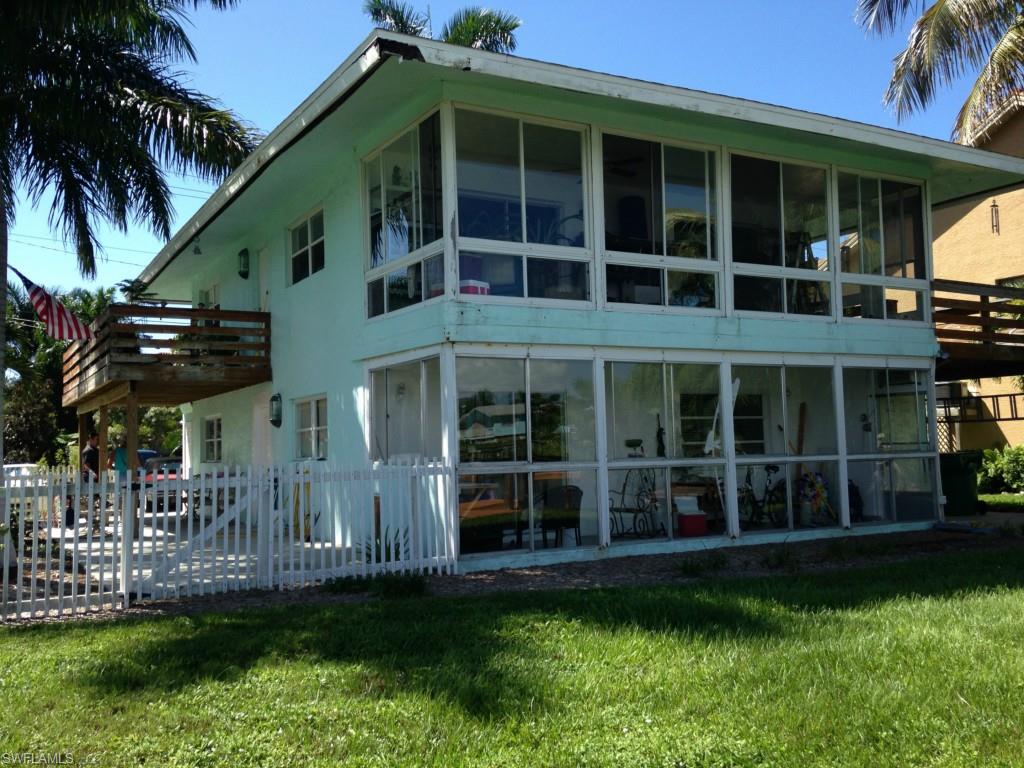 ISLES OF CAPRI - Residential
