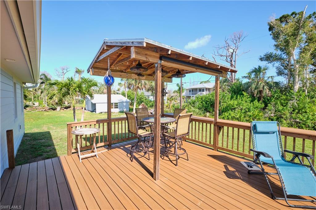 PINE ISLAND TROPICAL HOMESITES - Residential