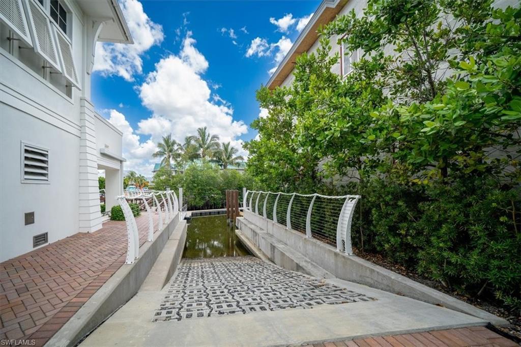 MANGROVE BAY - Residential