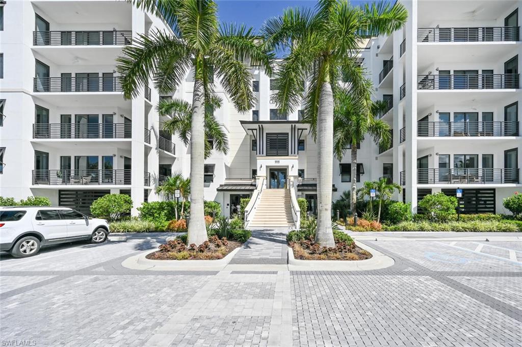 ELEVEN ELEVEN CENTRAL - Residential Lease