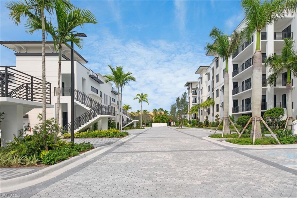 ELEVEN ELEVEN CENTRAL - Residential Lease