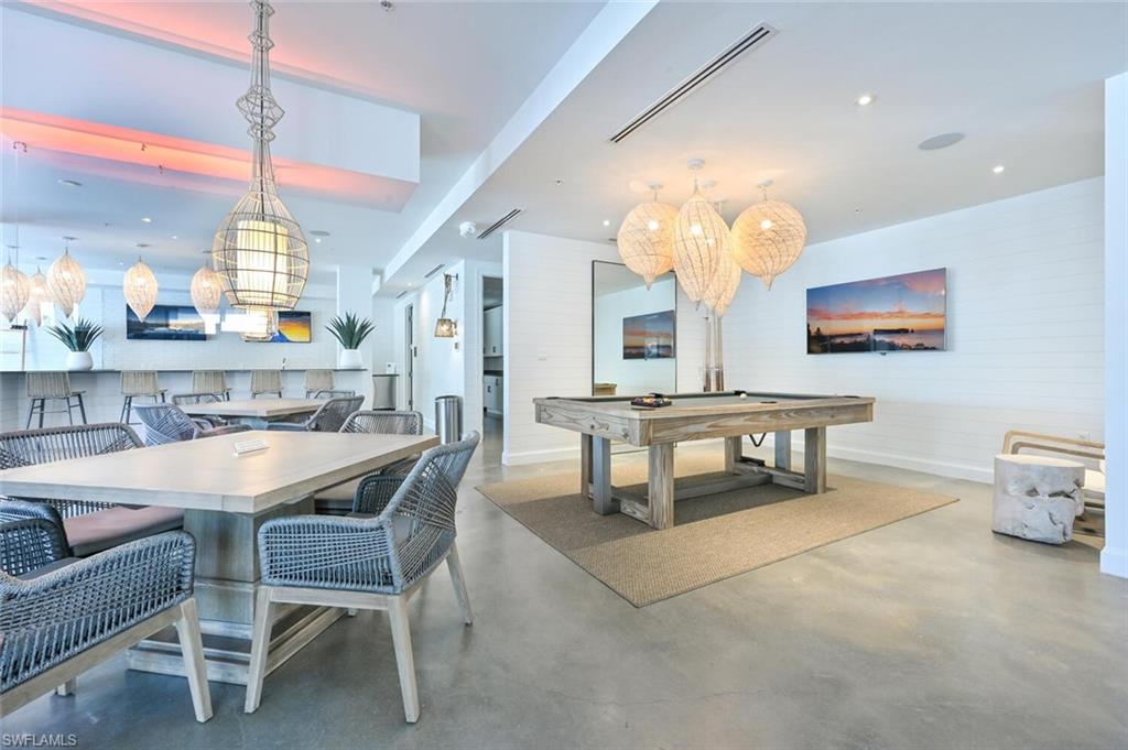 ELEVEN ELEVEN CENTRAL - Residential Lease
