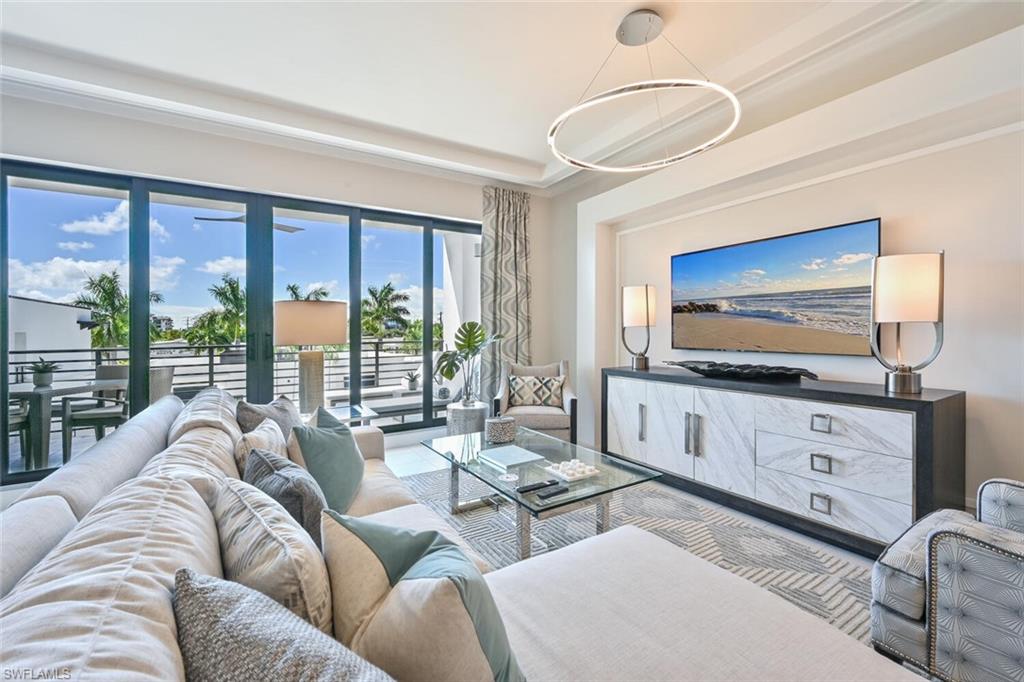 ELEVEN ELEVEN CENTRAL - Residential Lease