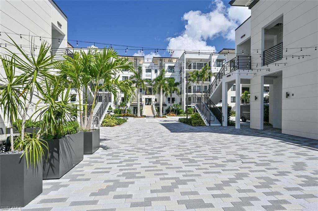 ELEVEN ELEVEN CENTRAL - Residential Lease