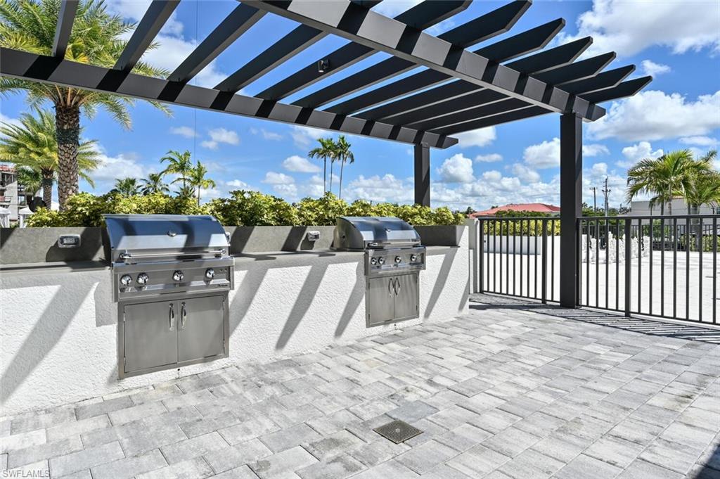 ELEVEN ELEVEN CENTRAL - Residential Lease