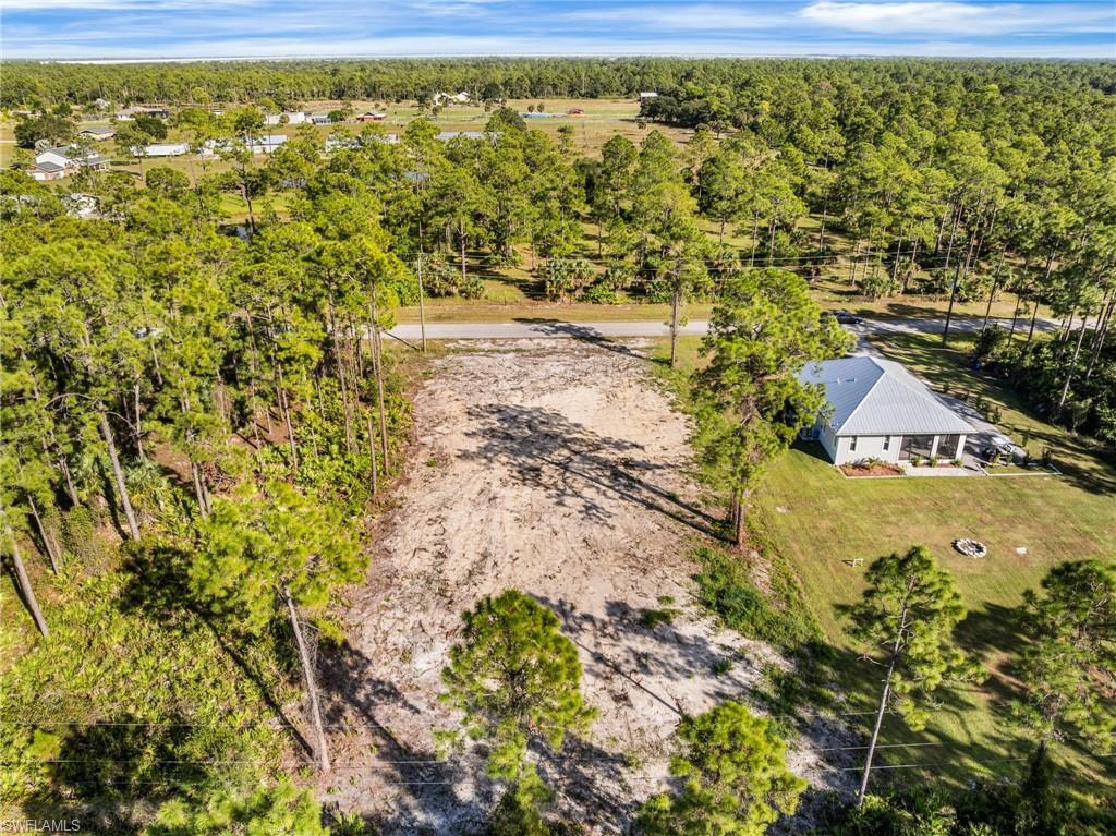 LEHIGH ACRES - Land