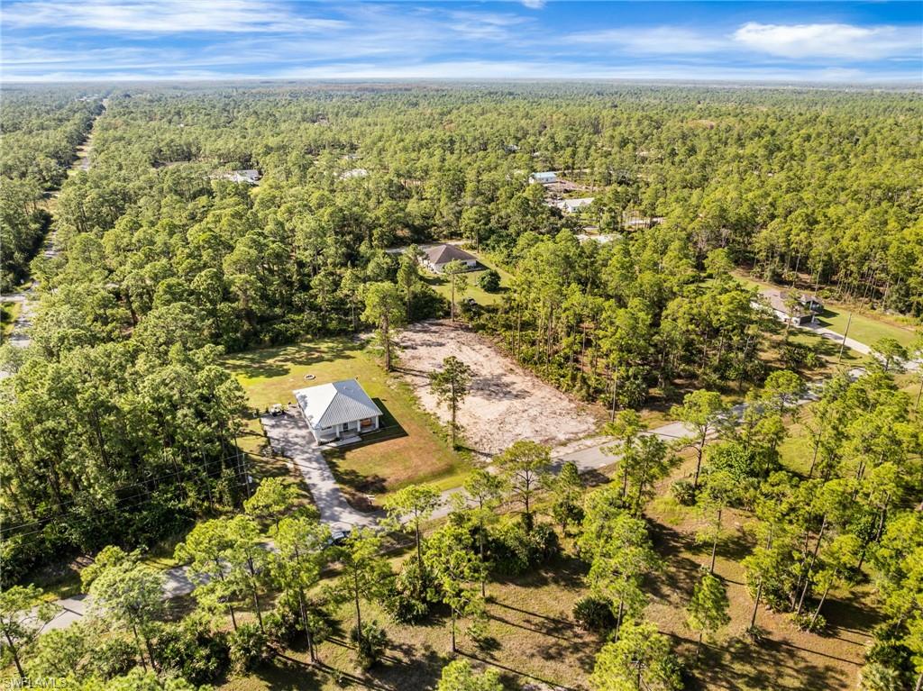 LEHIGH ACRES - Land
