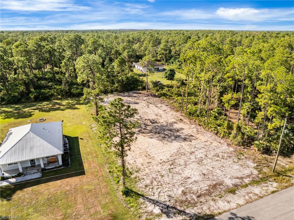 LEHIGH ACRES - Land