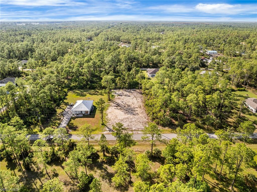 LEHIGH ACRES - Land