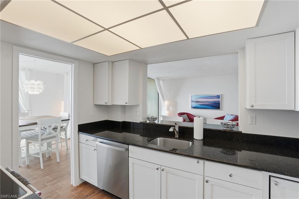 BAYSHORES - Residential Lease
