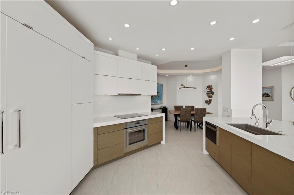 BAY SHORE PLACE - Residential