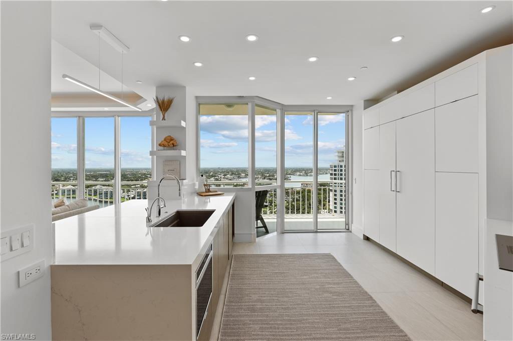 BAY SHORE PLACE - Residential