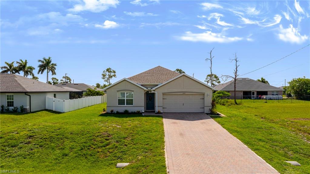 CAPE CORAL - Residential