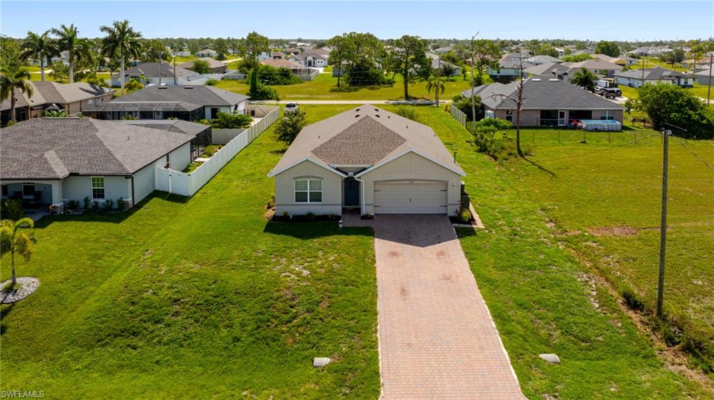 CAPE CORAL - Residential