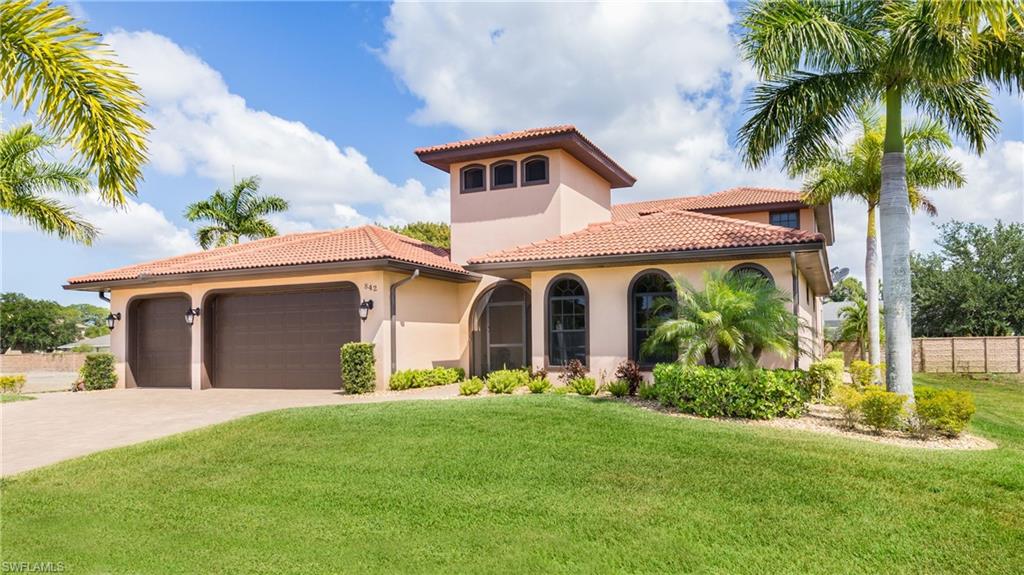 CAPE CORAL - Residential