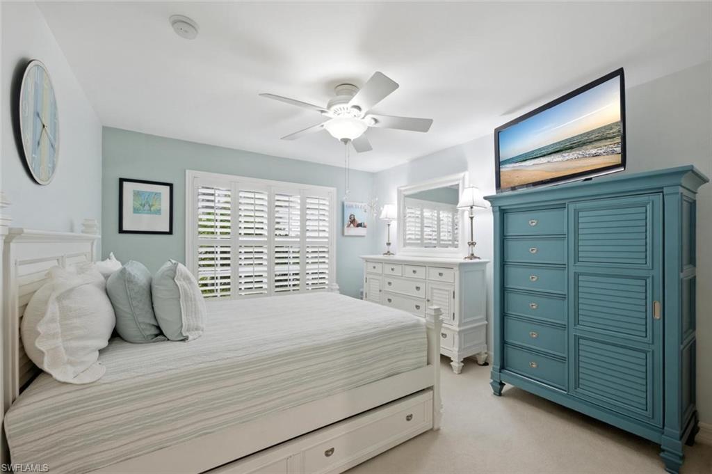 SATURNIA LAKES - Residential