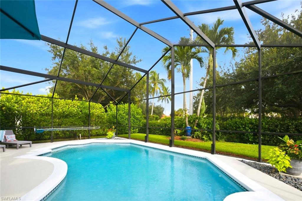 SATURNIA LAKES - Residential
