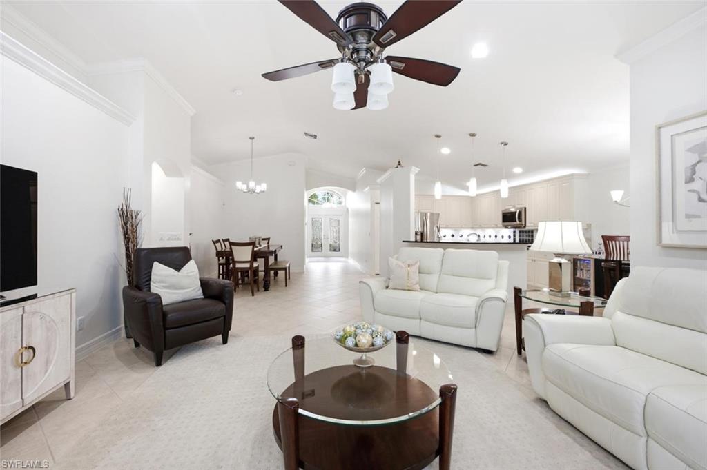 SATURNIA LAKES - Residential