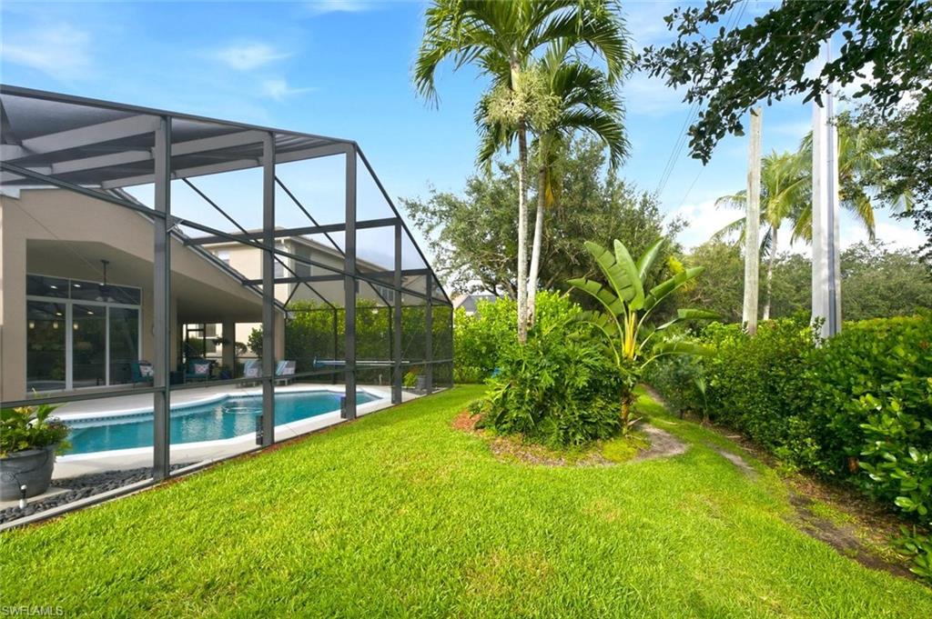 SATURNIA LAKES - Residential