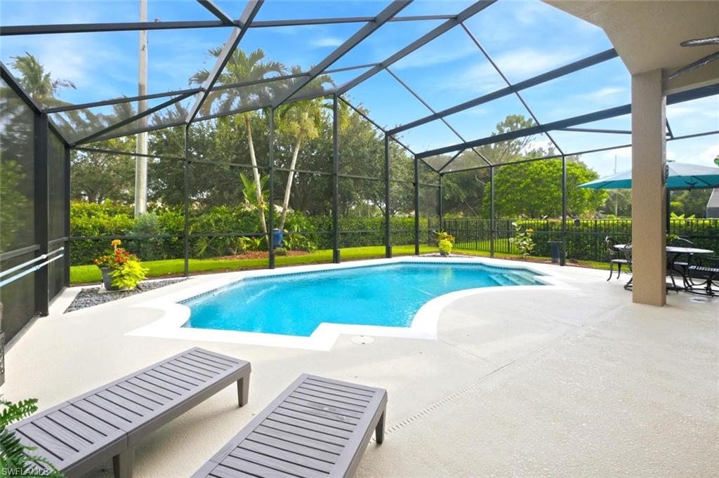 SATURNIA LAKES - Residential