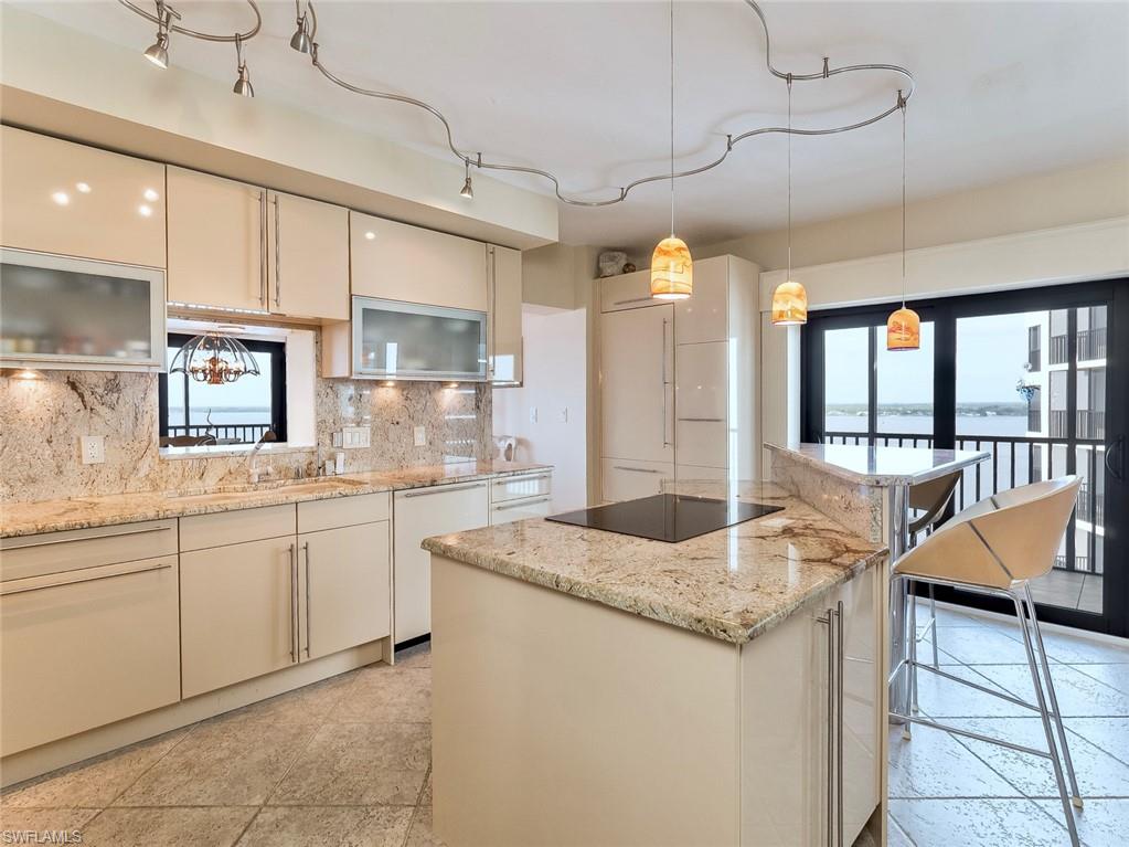 POINTE ROYALE - Residential