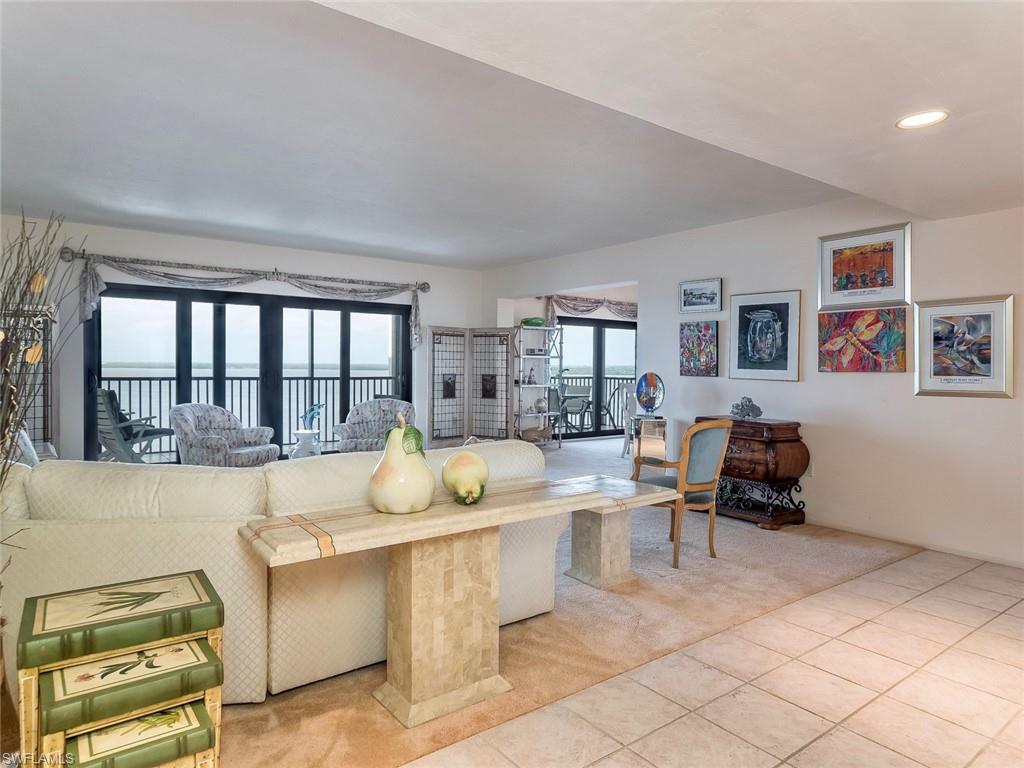 POINTE ROYALE - Residential