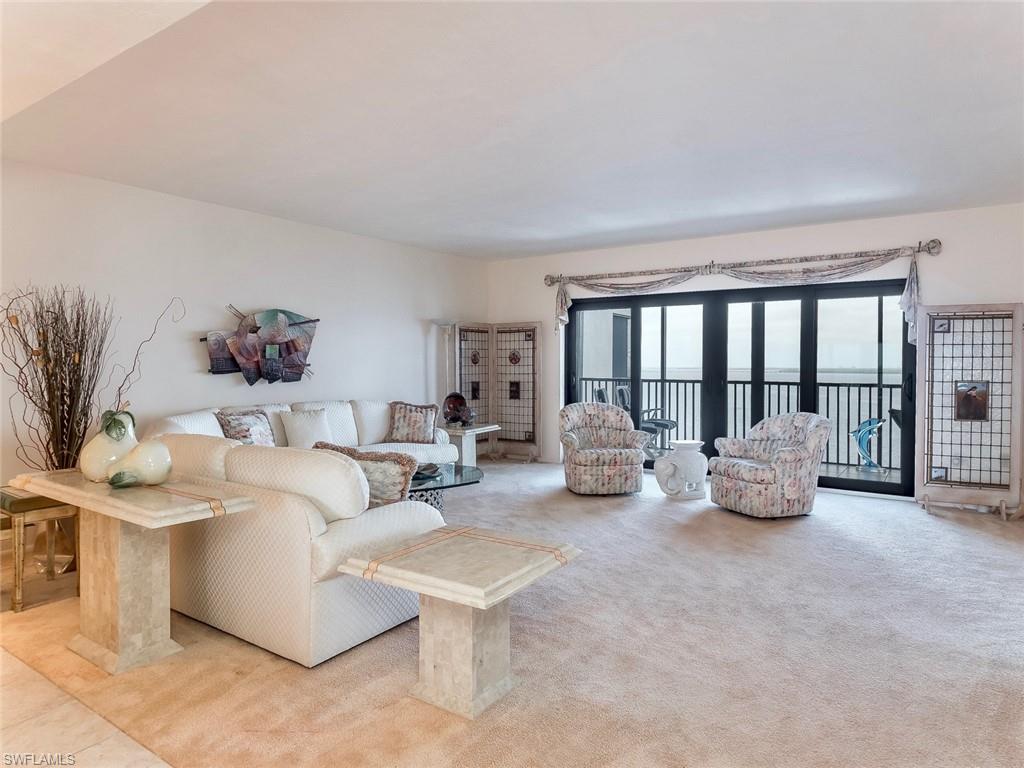 POINTE ROYALE - Residential