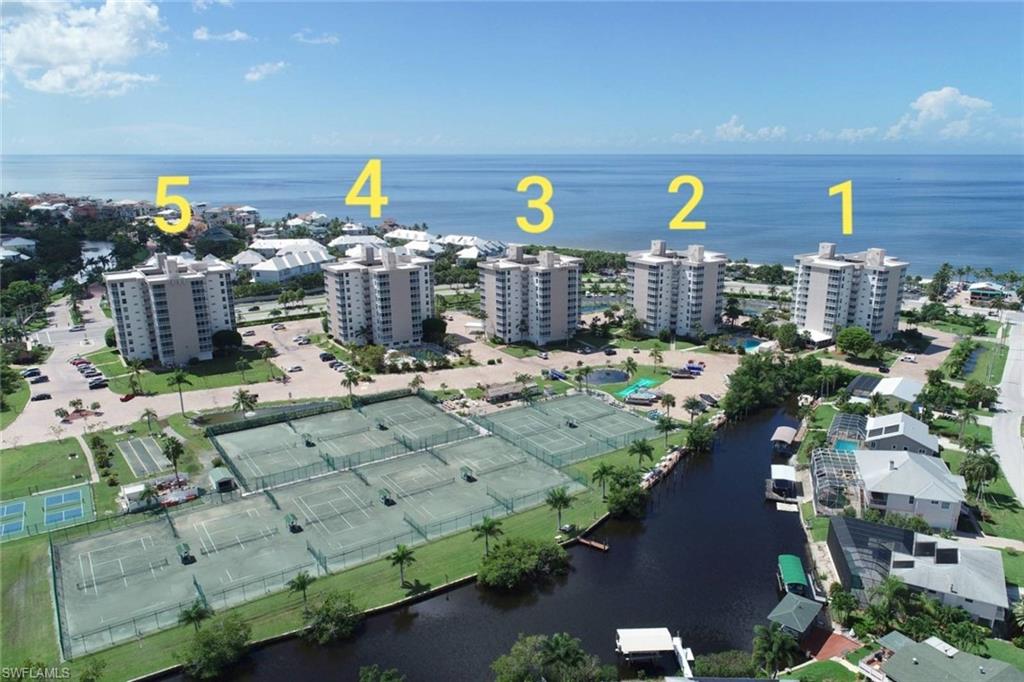 BEACH AND TENNIS CLUB - Residential