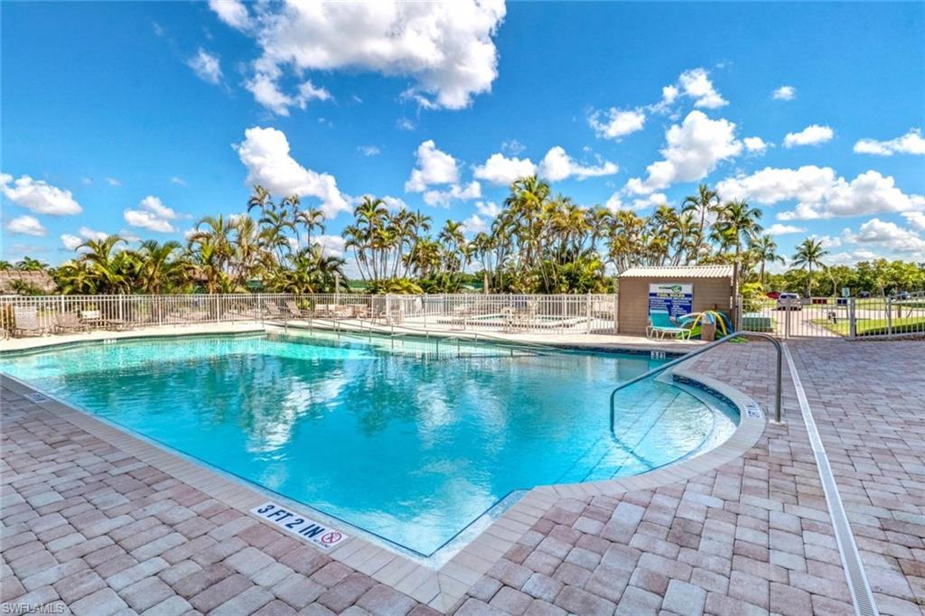 BEACH AND TENNIS CLUB - Residential