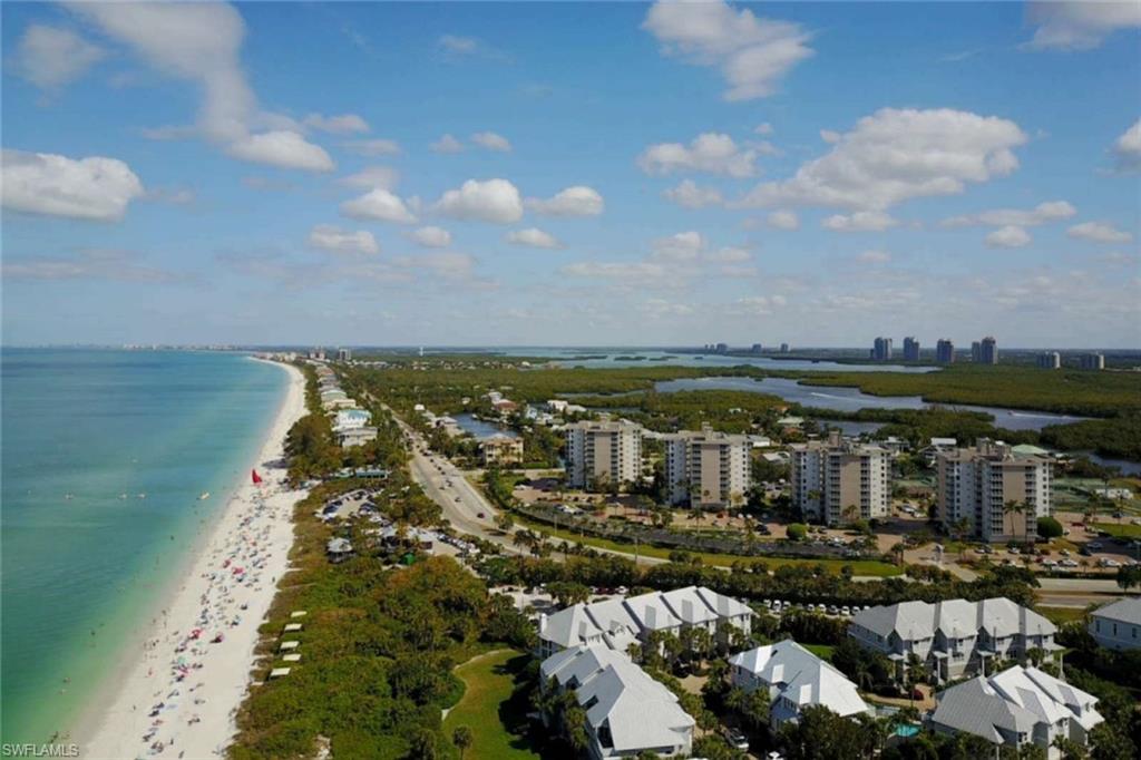 BEACH AND TENNIS CLUB - Residential