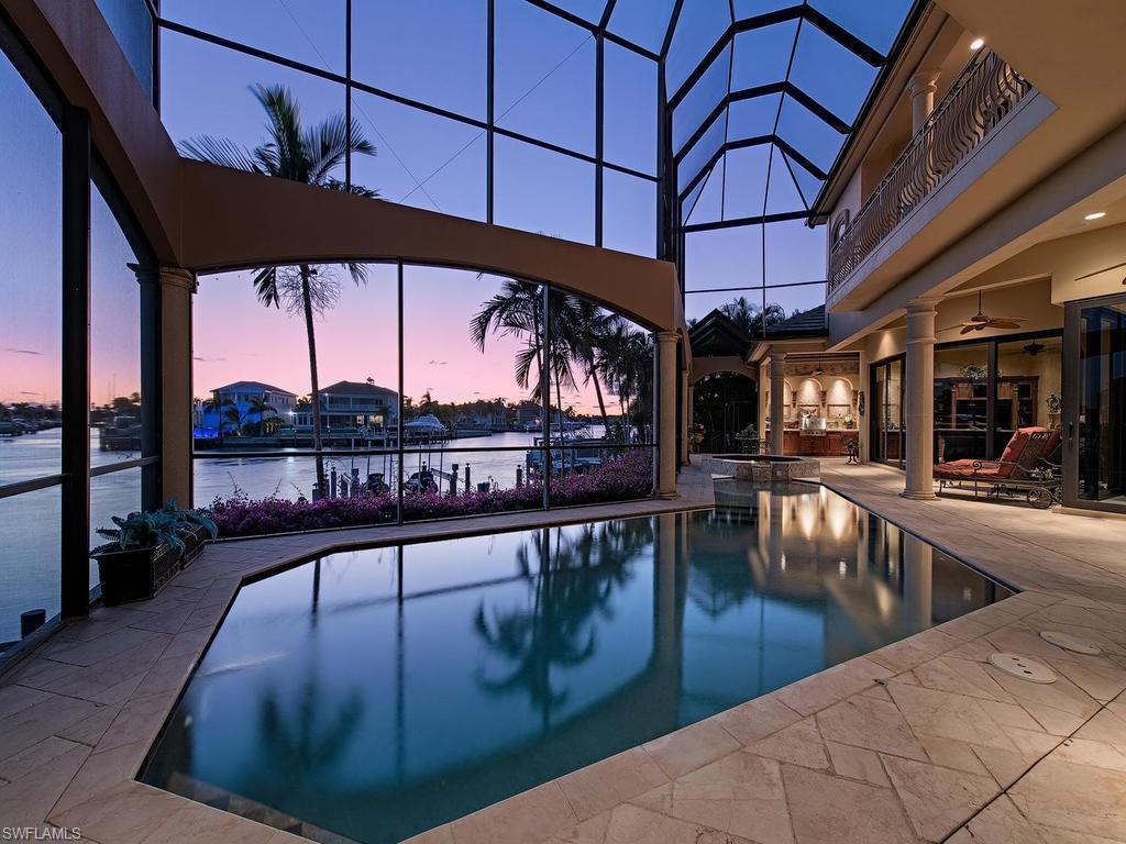 MARCO BEACH - Residential