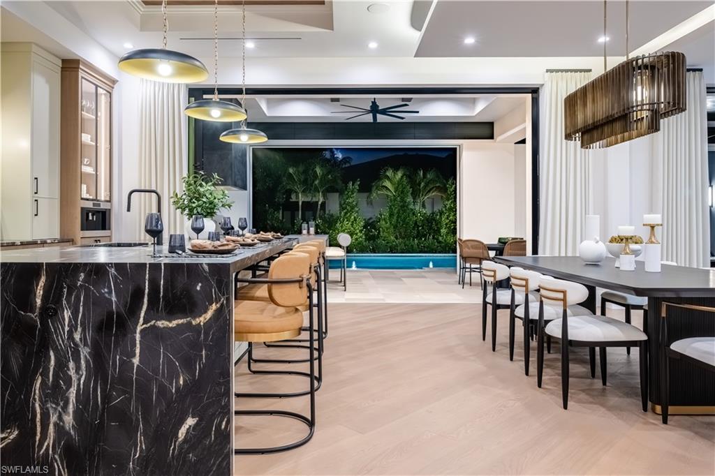 MOORINGS - Residential