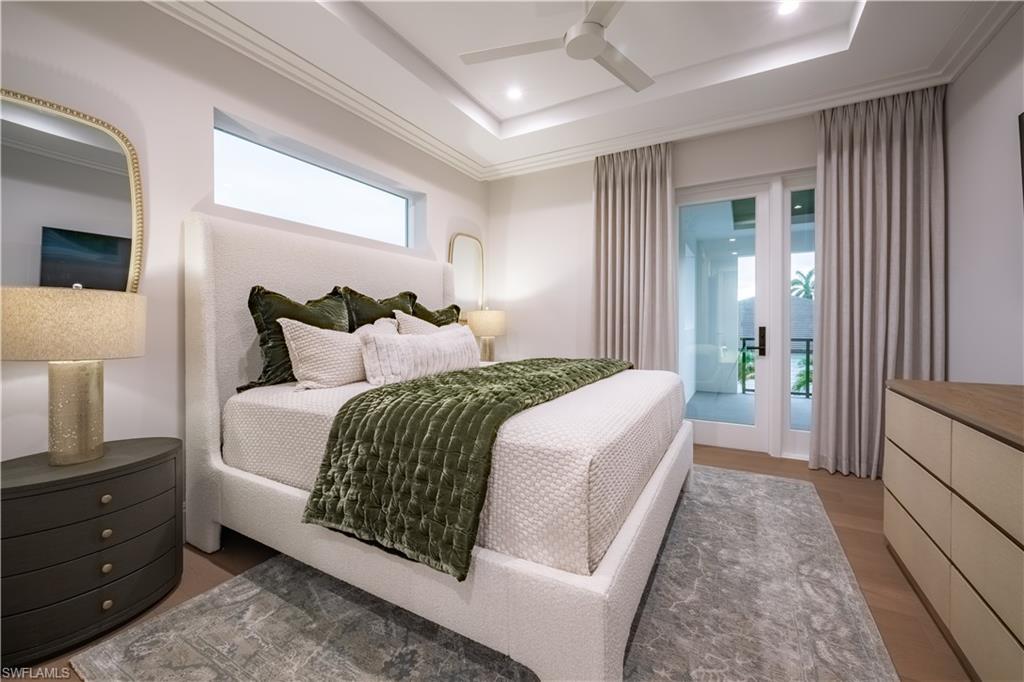 MOORINGS - Residential