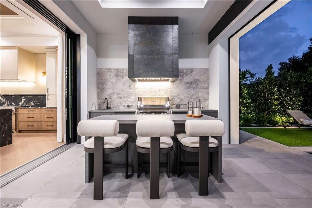 MOORINGS - Residential