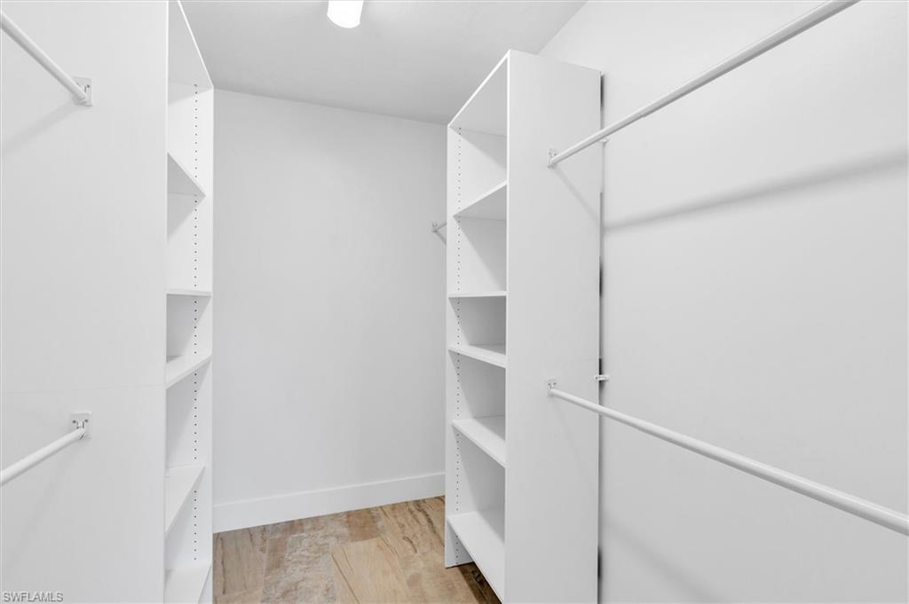 ISLAND PARK WOODLANDS - Residential