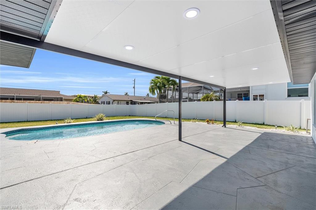 ISLAND PARK WOODLANDS - Residential