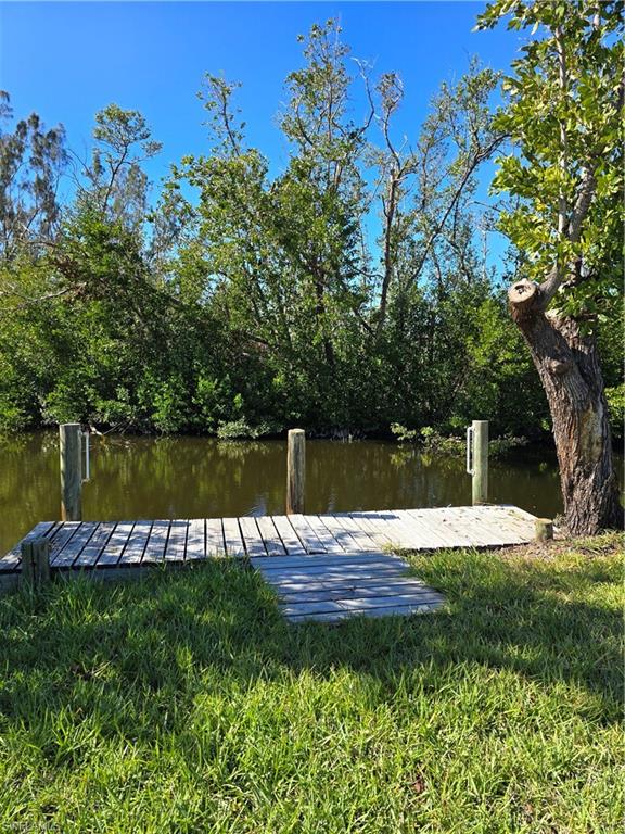 PINE ISLAND COVE - Land