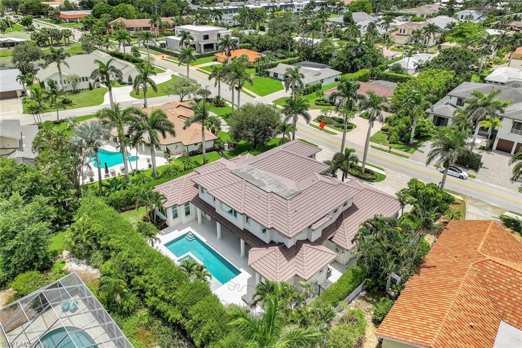PARK SHORE - Residential