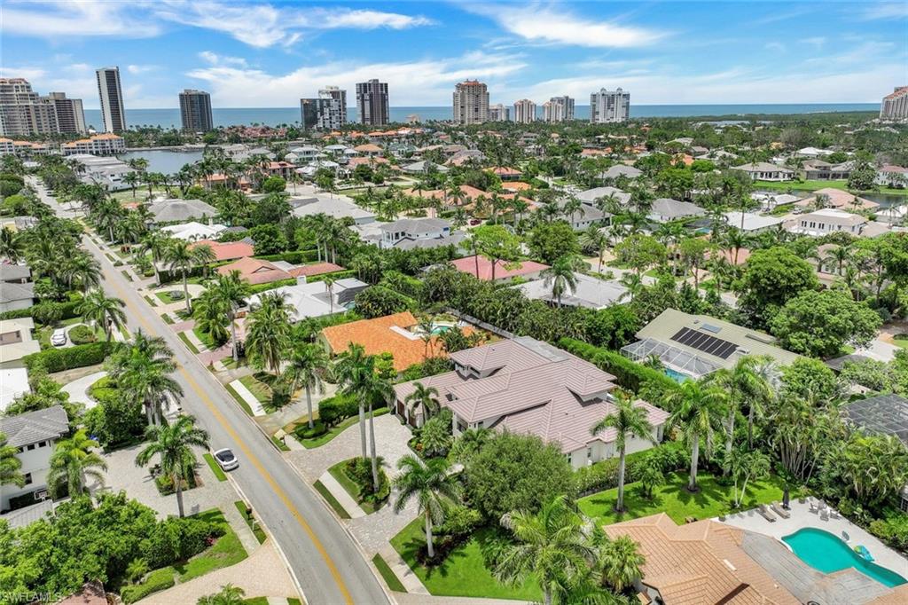 PARK SHORE - Residential