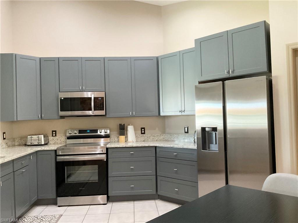 TURTLE BAY - Residential Lease