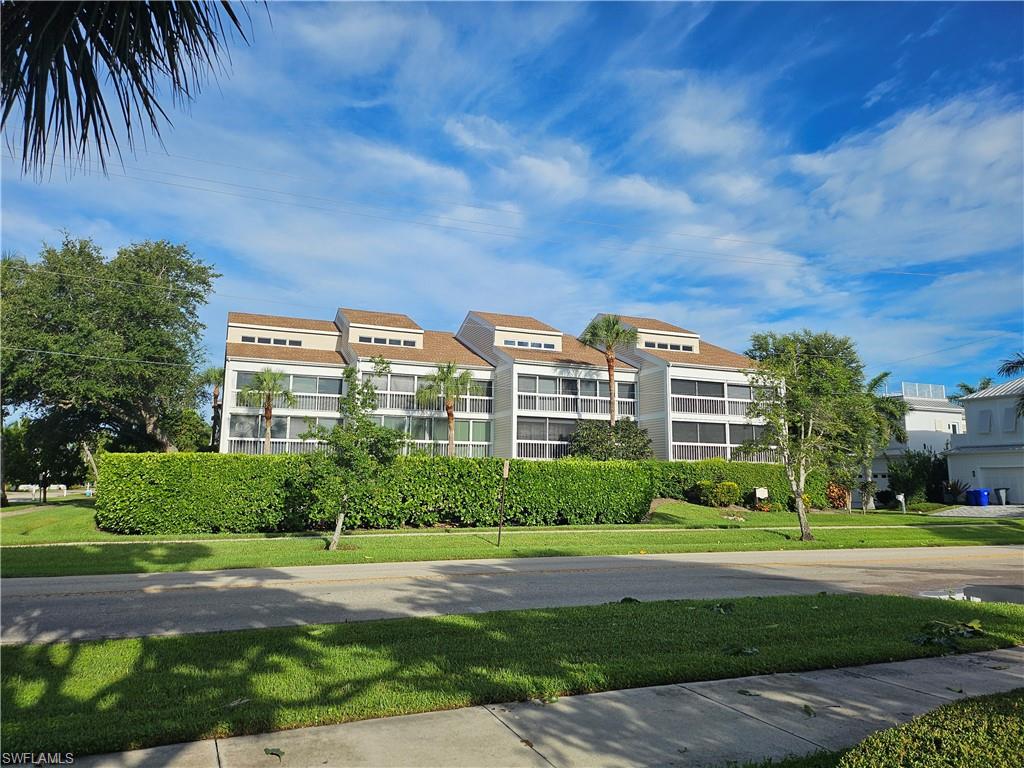 DORSET CLUB - Residential Lease