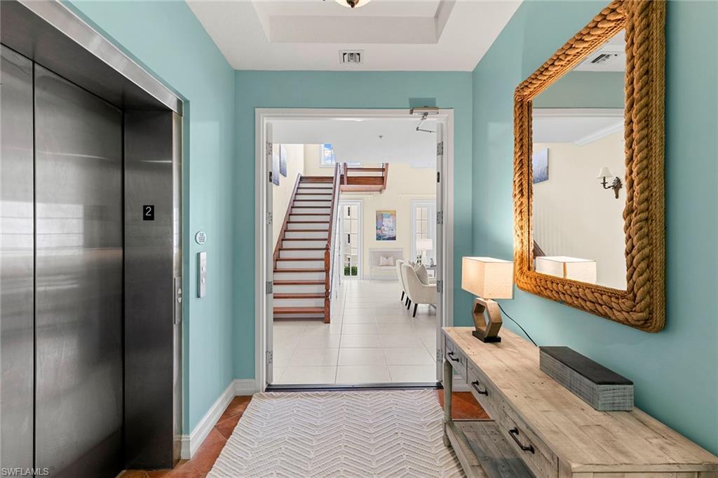 THE COLONNADE ON 5TH - Residential