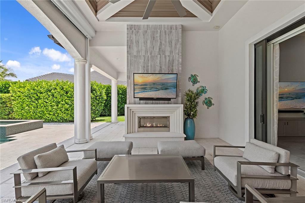 QUAIL WEST - Residential