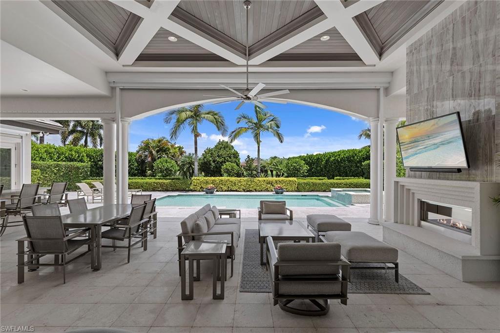 QUAIL WEST - Residential