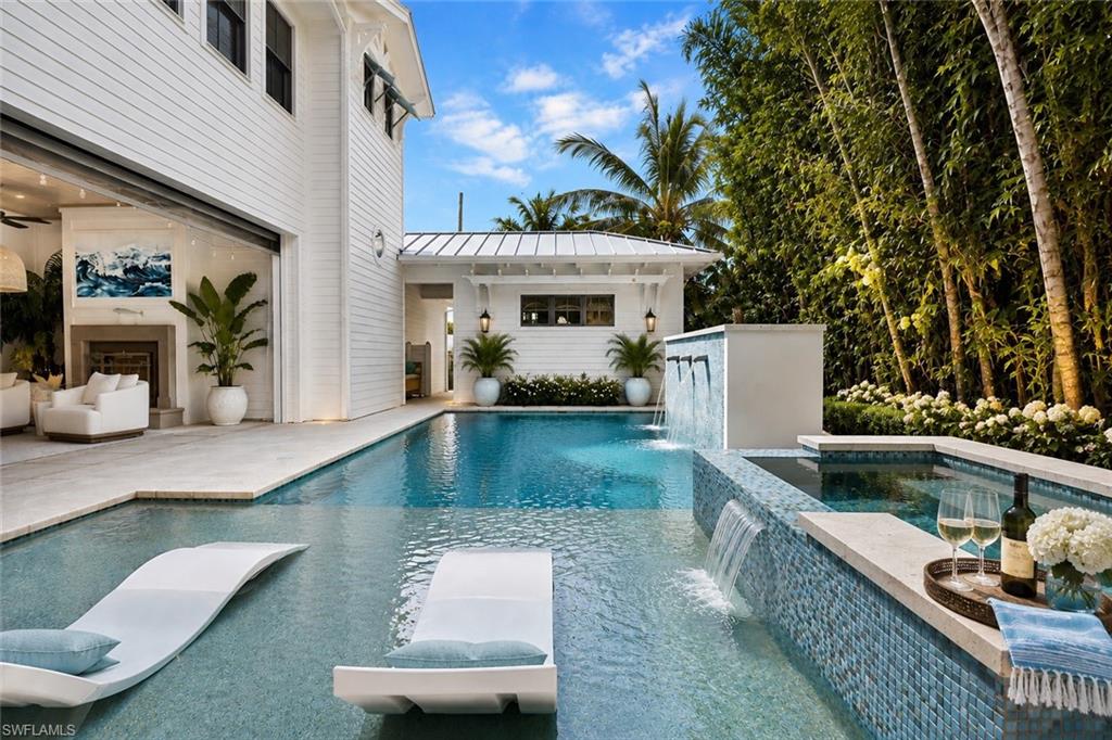 OLDE NAPLES - Residential